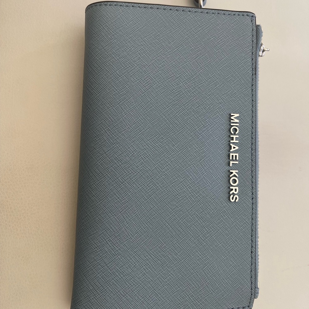 Michael Kors wristlet wallet